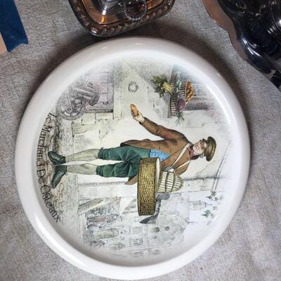 Lot 98 Collectible plates, Chinese soup spoons ceramic, casserole holder.