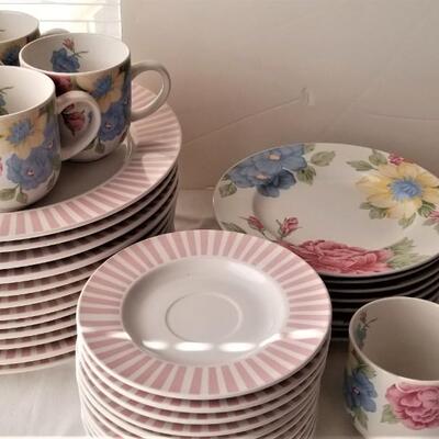 Lot #287  Nice set of Tienshan Stoneware in the "Prima Rose" pattern