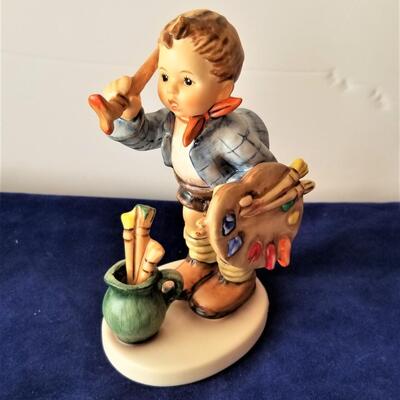 Lot #300 HUMMEL figurine - The Artist"