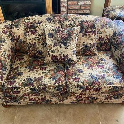 Burgundy floral oversized loveseat Couch