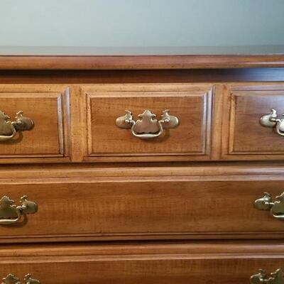 Lot #347  Dixie Furniture Company Chest of Drawers - Maple