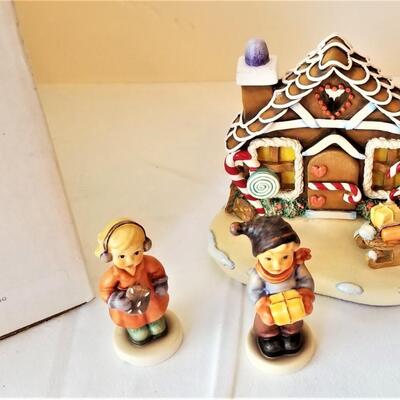 Lot #353  2 Piece HUMMEL set - Gingerbread Lane Collector Set