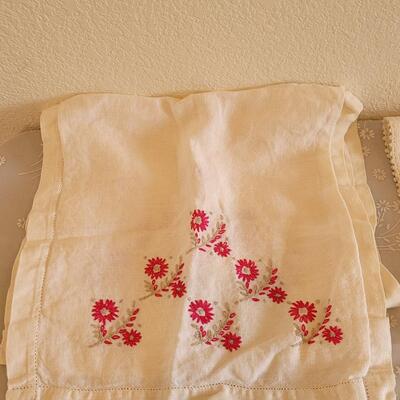 Lot 26: Vintage Handmade Table Runner Lot
