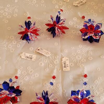 Lot 36: 4th of July Decorations and Hat