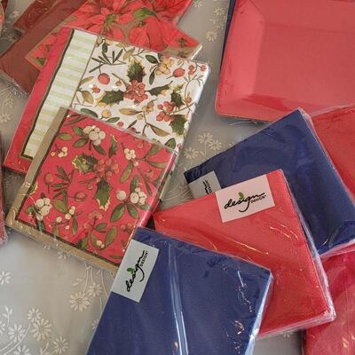 Lot 42: Disposable Cups, Napkins, Plates and Table Runners