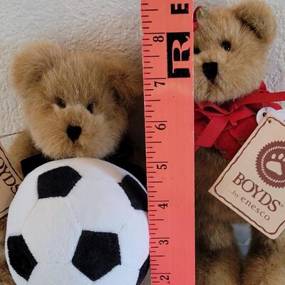 Lot 51: (2) Boyd's Bears 