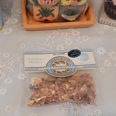 Lot 58: New Candles and Simmer Potpourri 