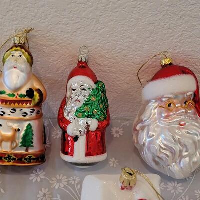 Lot 59: New Christmas Ornaments 