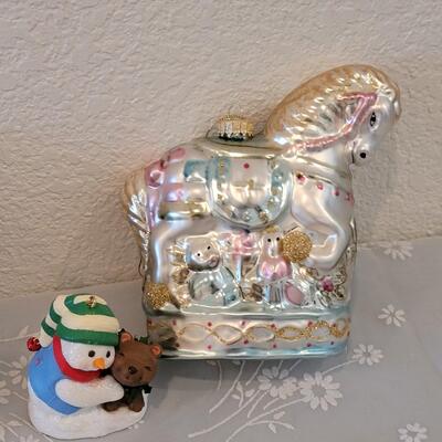 Lot 60: New Christmas Ornaments 