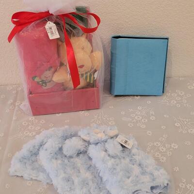 Lot 63: Baby's 1st Gift Set, Photo Album and Super Soft Baby  Blanket Toy