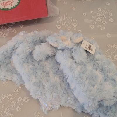 Lot 63: Baby's 1st Gift Set, Photo Album and Super Soft Baby  Blanket Toy