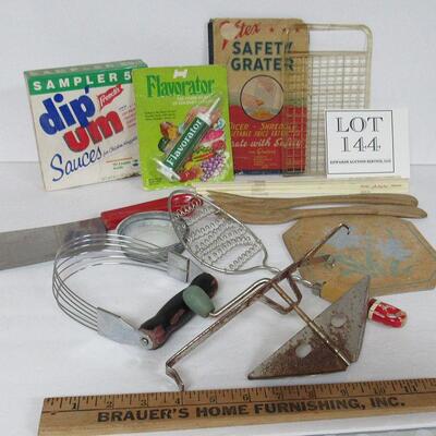 Lot of Mixed Vintage Kitchen Stuff Safety Grater, Utensils, Hot Pad, More