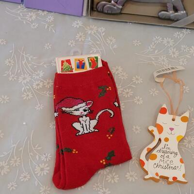 Lot 69: Cat Lovers Lot