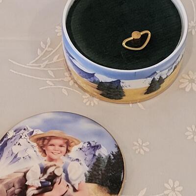 Lot 74: New Danbury Mint Shirley Temple "Heidi" Music Box