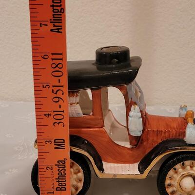 Lot 78: Vintage Ceramic Car