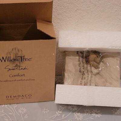 Lot 80:  Willow Tree "Comfort"