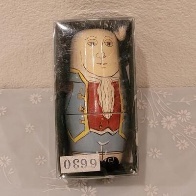 Lot 83: Smithsonian Political Nesting Dolls