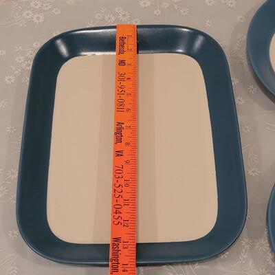 Lot 88: Dansk Graves Studio - 1 Platter and 2 Plates 