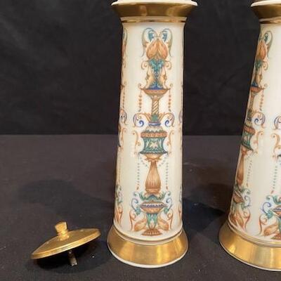 LOT#76DR: Vintage Lenox Salt & Pepper Grinder