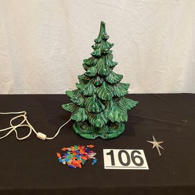 LOT#106LR: Vintage Ceramic Christmas Tree