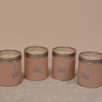 Lot 96: (4) New Candles 