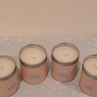 Lot 96: (4) New Candles 