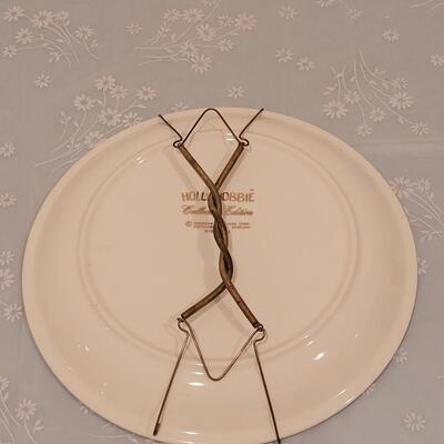 Lot 99: Vintage Holly Hobbie Collector's Plate