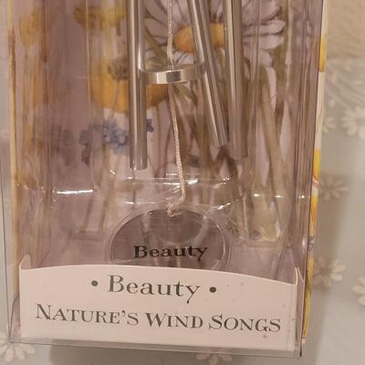 Lot 100: New Marjolein Bastin Deco Frame, Windchime, Notepad and Magnets