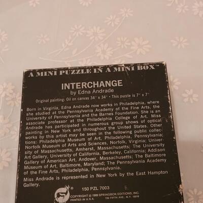 Lot 142: Mini Puzzles Lot