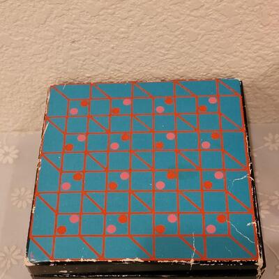 Lot 142: Mini Puzzles Lot
