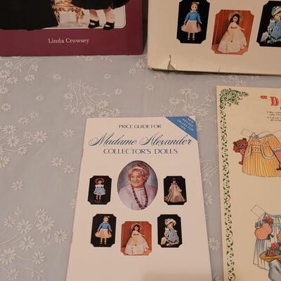 Lot 147: MADAME ALEXANDER Books and "Dolly Dingle" Paper Dolls