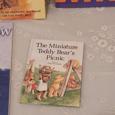 Lott 157: Children's Book Lot