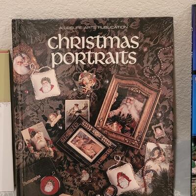 Lot 161: Christmas Book & Planner Lot