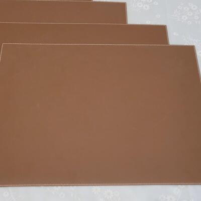 Lot 173: New Leather Brown/Black Placemats 