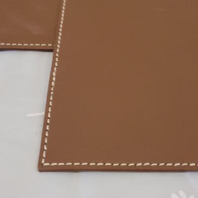 Lot 173: New Leather Brown/Black Placemats 