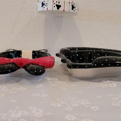 Lot 177: New 2 piece Cat Bowls and Hanging Cat Bowl