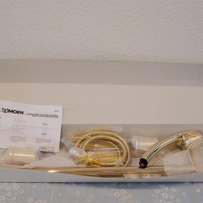 Lot 178: MOEN Polished Brass 3 Function Handheld & Slide Bar Set