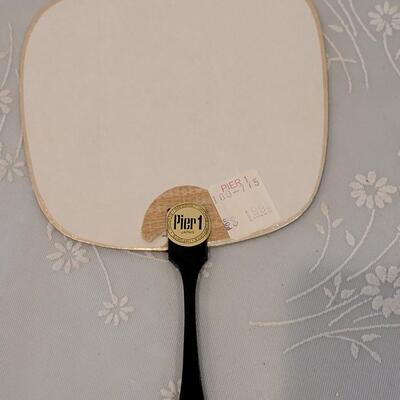 Lot 184: Vintage Asian Fans