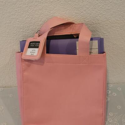 Lot 191: New Photo Album & Bag