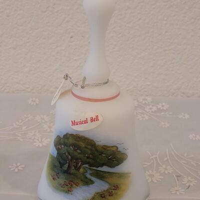 Lot 202: Handpainted Fenton Musical Bell