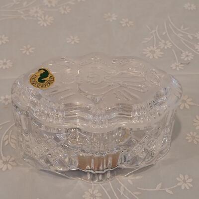 Lot 208: WATERFORD Crystal Angel Musical Trinket Box