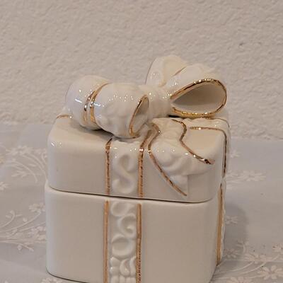 Lot 209: Vintage Lefton Angel Music Box and Unmarked Present Music Box 