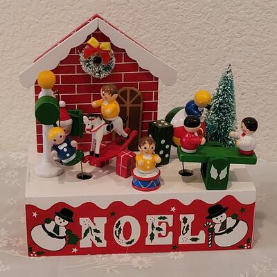 Lot 210: (2) Vintage Wood Christmas Music Boxes 