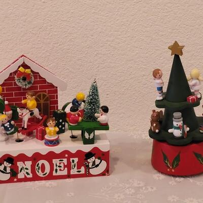 Lot 210: (2) Vintage Wood Christmas Music Boxes 