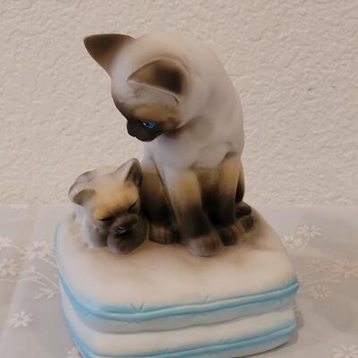 Lot 214: (2) Music Boxes