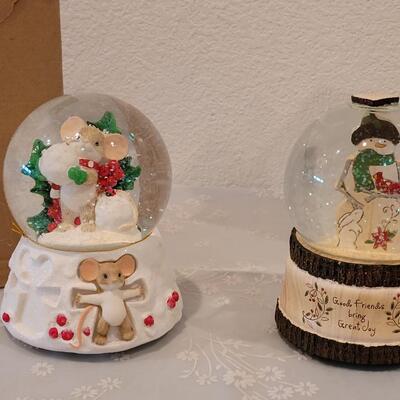 Lot 219: (2) Snow Globes Charming Tails and Snowman