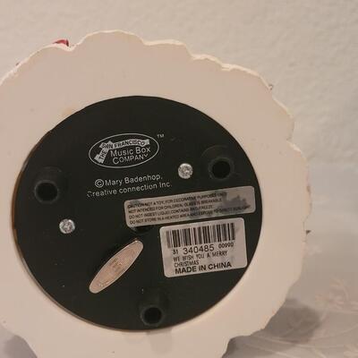 Lot 222: (2) Water Globes - Koalas and Cats