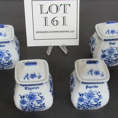 Nice 4 Pc Spice Set With Original Covers, Unmarked