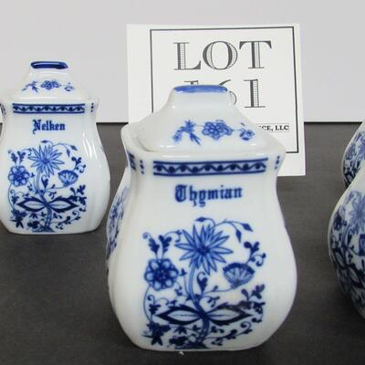 Nice 4 Pc Spice Set With Original Covers, Unmarked