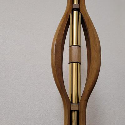 Lot 237: Vintage 29" Tall Mid Century Modern Table Lamp 